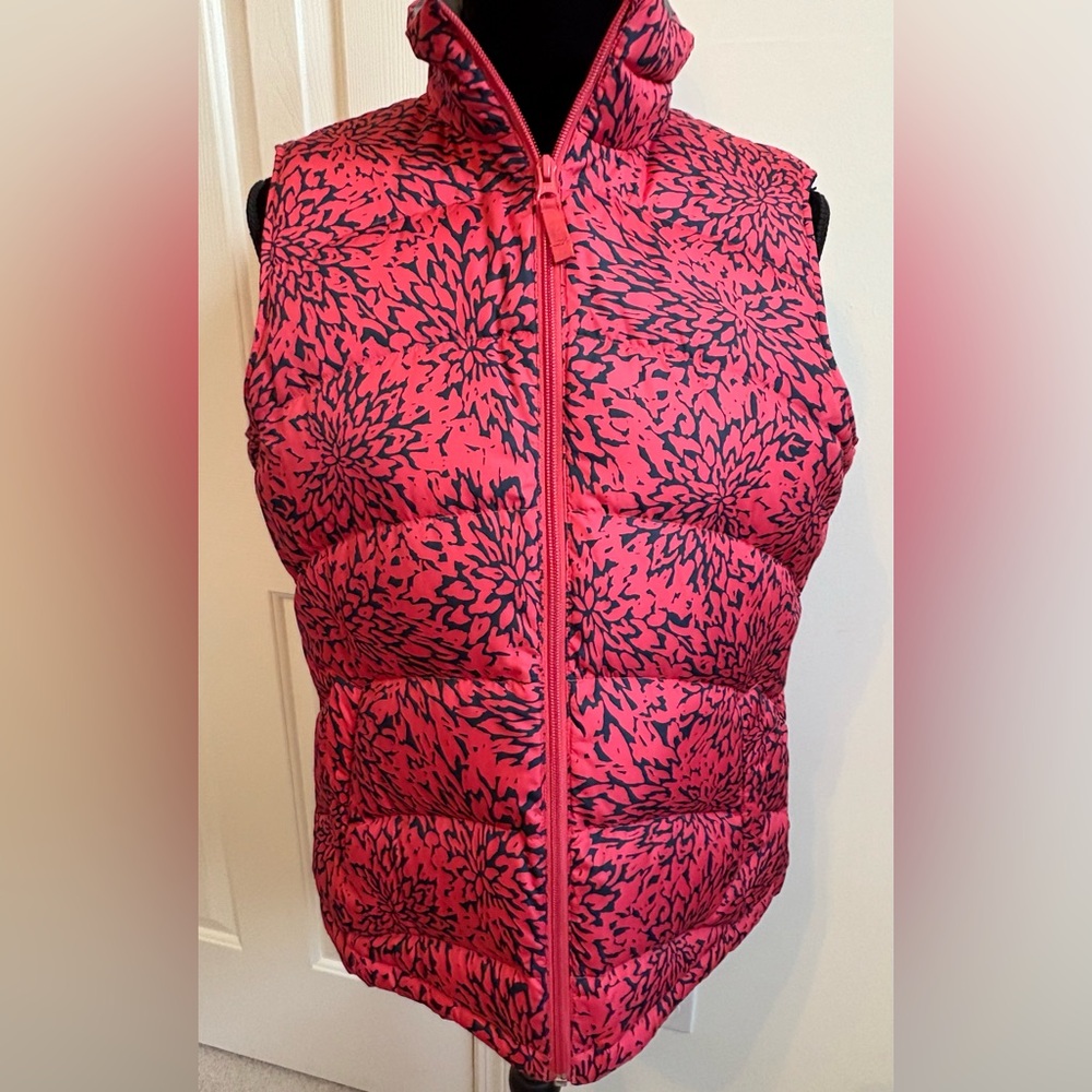 Lands End Coral and Navy  Floral Puffer Vest